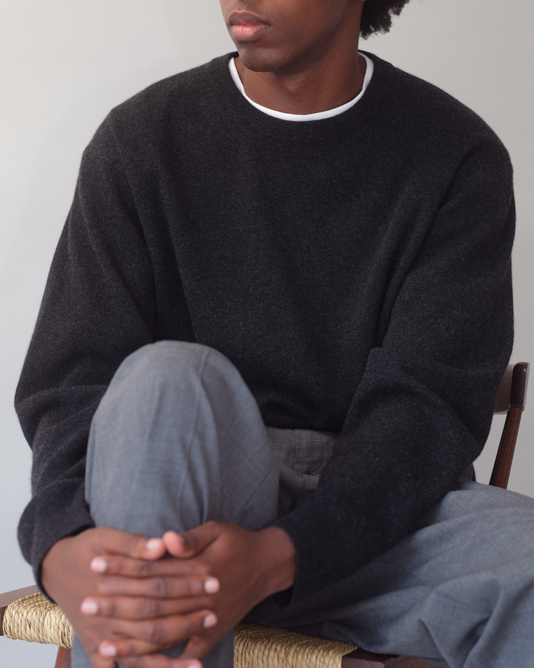 Sunshine Cashmere Crew Neck | Heather Black