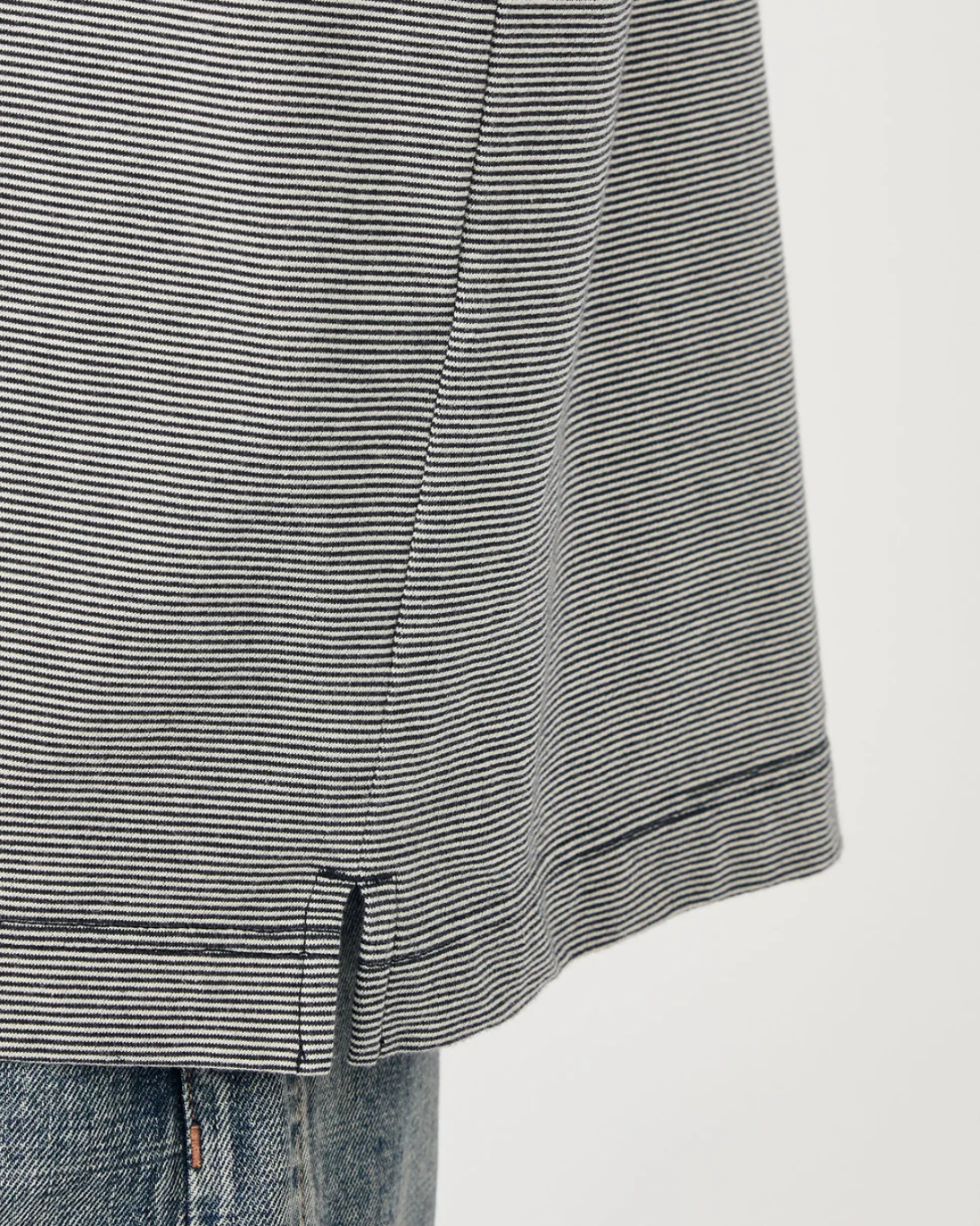 Micro Stripe Pocket Tee | Navy & Blue