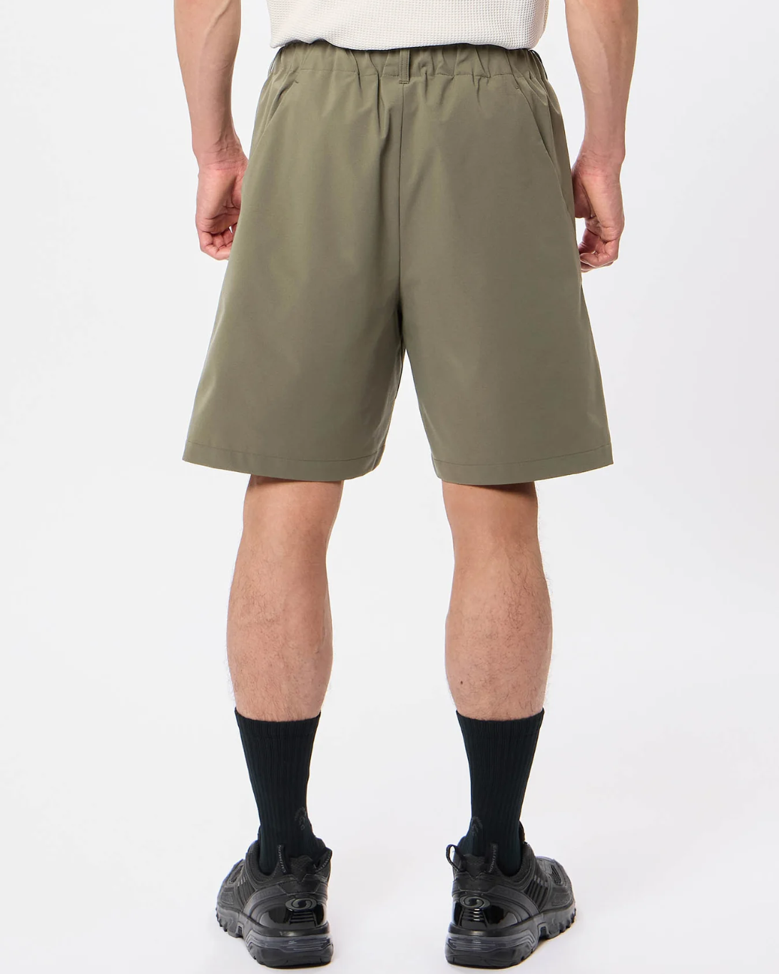One Tuck Short | Sand Land