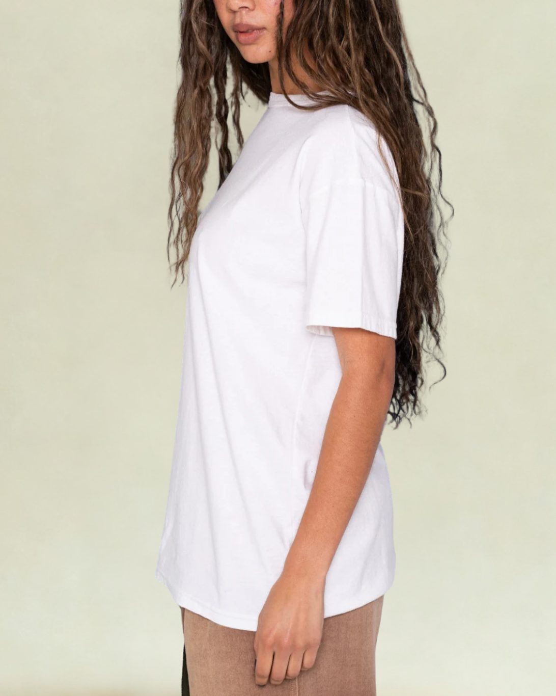 Model T. Sunfaded | Off White