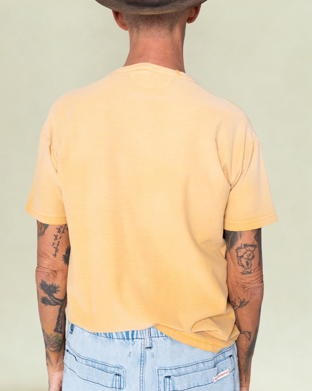 Model T. Sunfaded | Banana