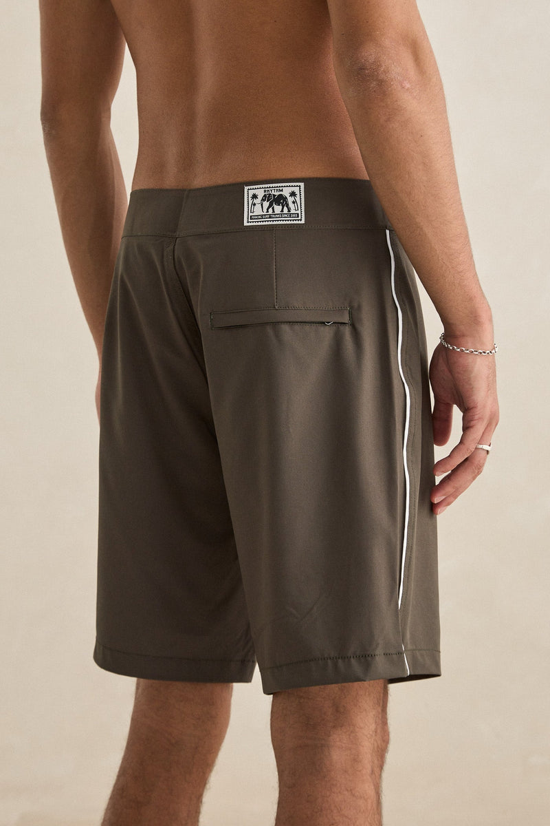 Essential Trunk | Olive