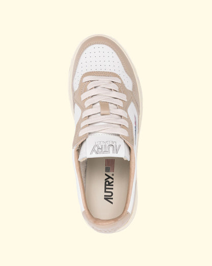 Medalist Low | White Leather Camel Brown