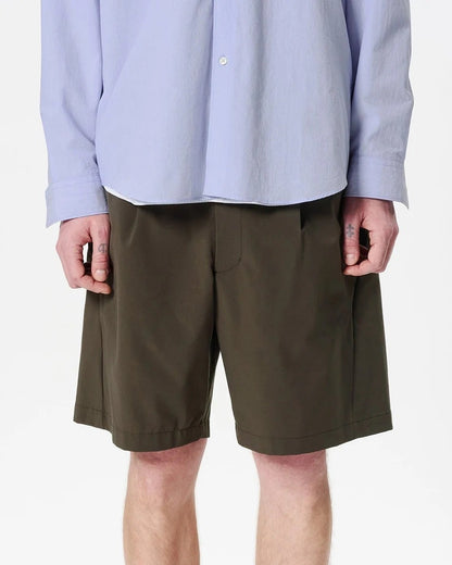 One Tuck Short | Jet Brown