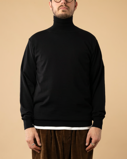 Essential High Gauge Turtleneck | Black