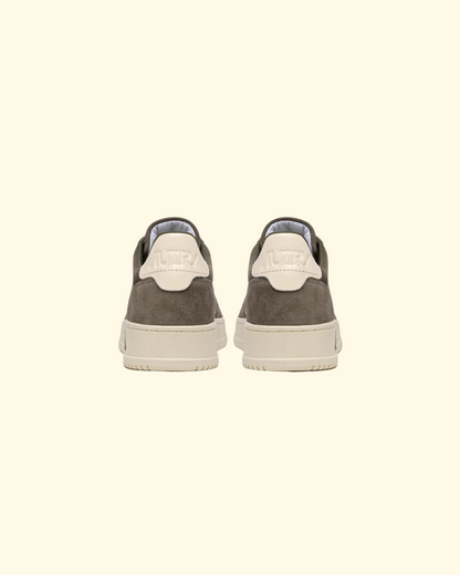 Medalist Low | White & Green