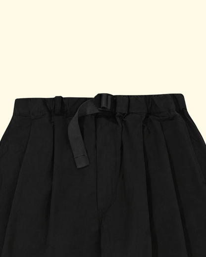 Two Tuck Wide Pants | Black
