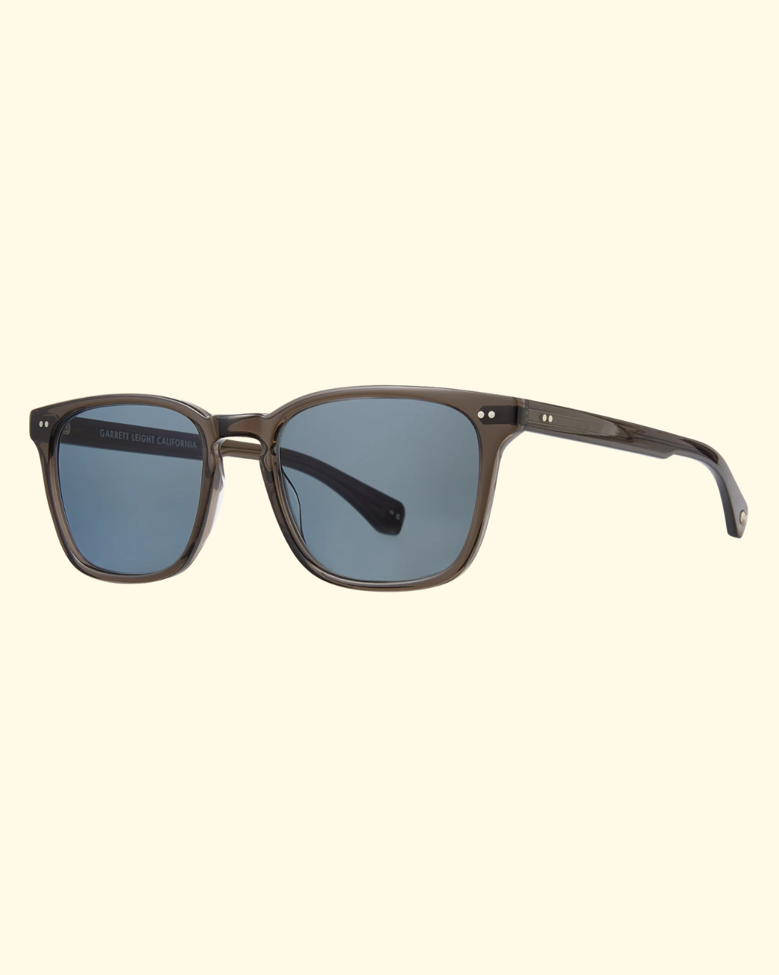 Earvin Sun | Black Glass