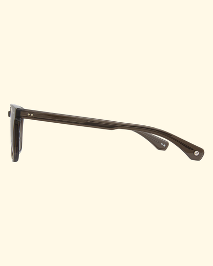 Earvin Sun | Black Glass