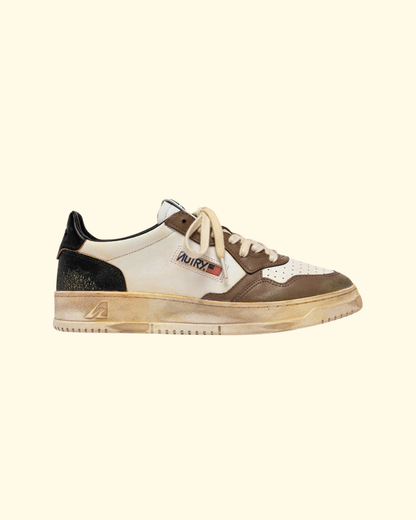 Super Vintage Medalist Low | Black & Malt