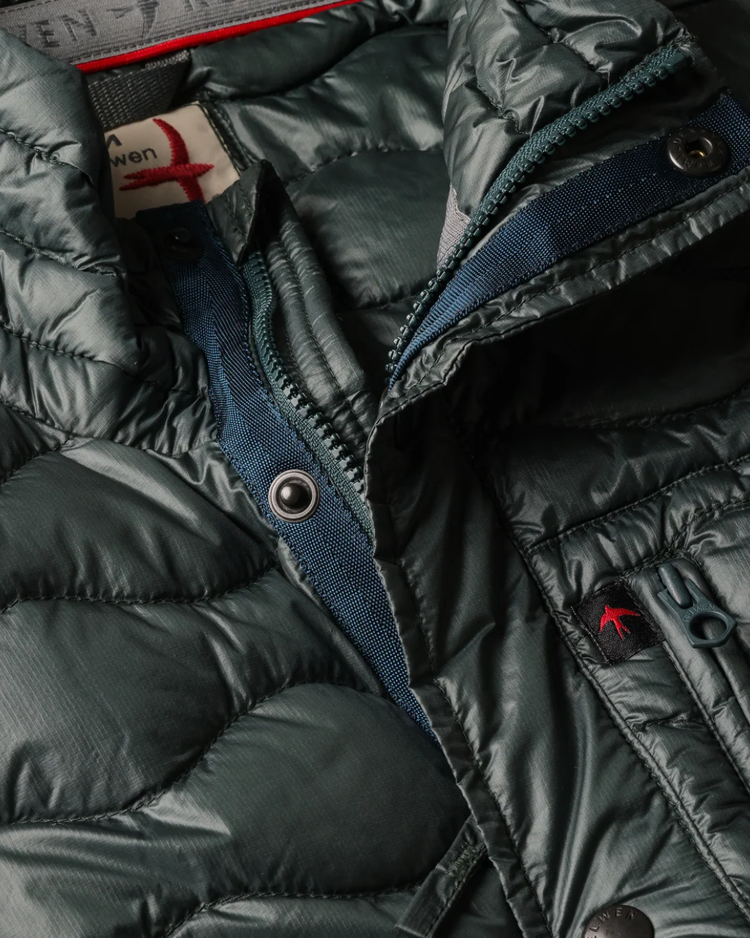 Wave-Quilt Down Jacket | Blk Forest