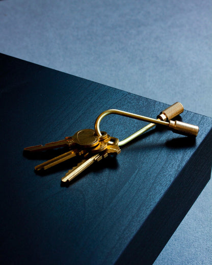 Closed Helix Keyring | Brass