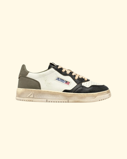Super Low Vintage | White Covert Green & Black