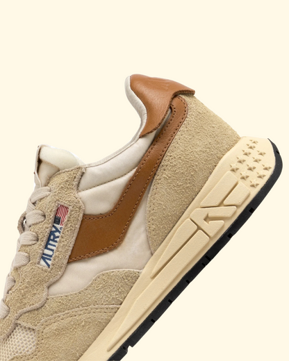 Reelwind Low | Ecru & Cathspy Suede